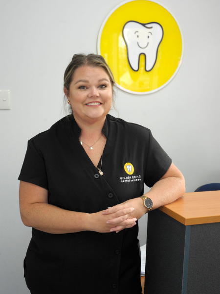 Melissa - dental assistant